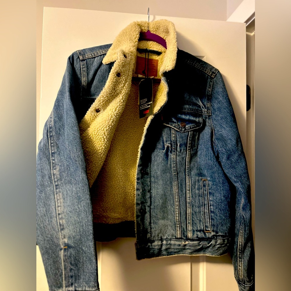 New with tags WomensSherpa jacket
